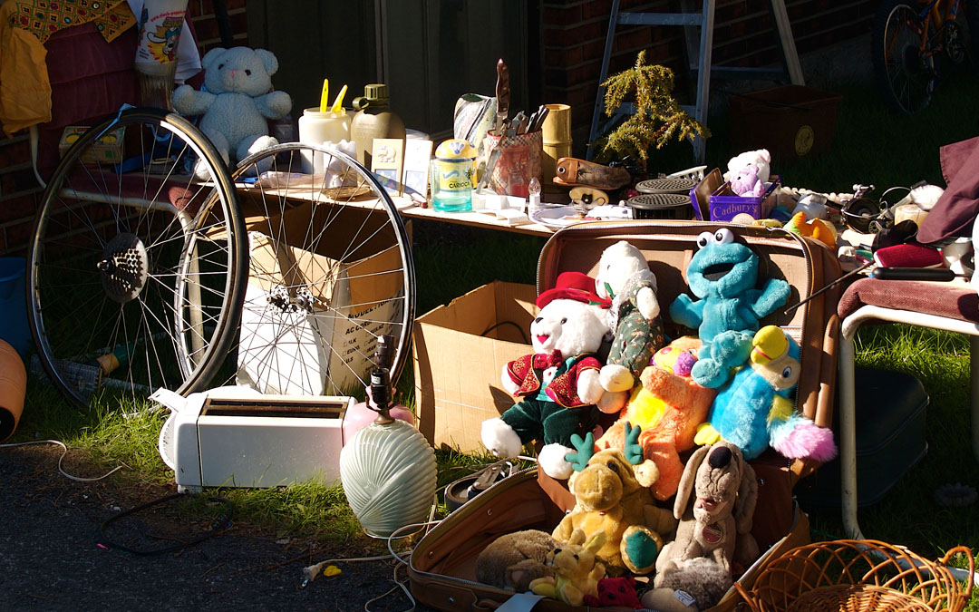 4 Tips for Selling out Garage Sales