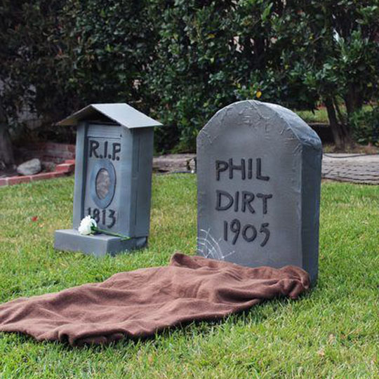 Decorating With Corrugate: Cardboard Tombstones