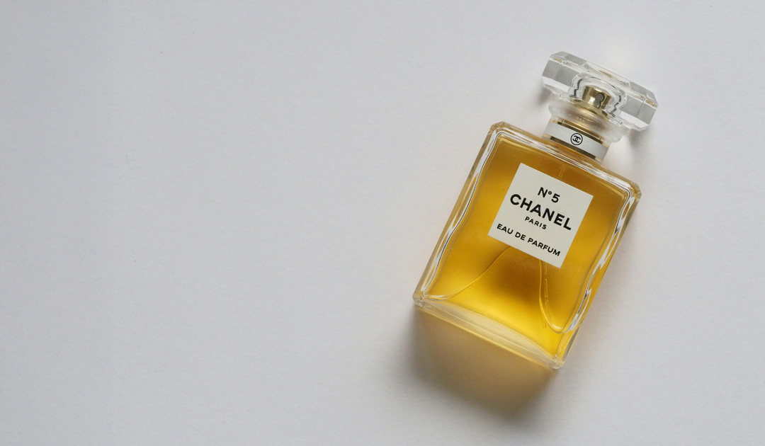 Wrap it Right: The Art of Shipping Fragrances